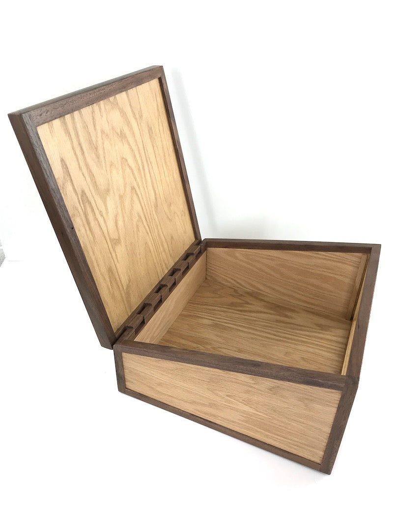 Design a Slanted Hat box here - TreeToBox