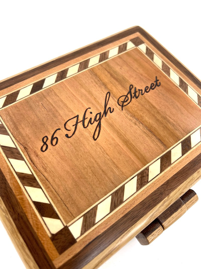 Small Custom wooden box<p><h5><span style="color: #2b00ff;">(Base price shown) - TreeToBox