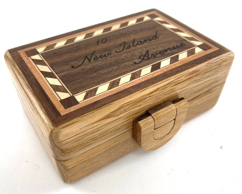 Small Custom wooden box<p><h5><span style="color: #2b00ff;">(Base price shown) - TreeToBox