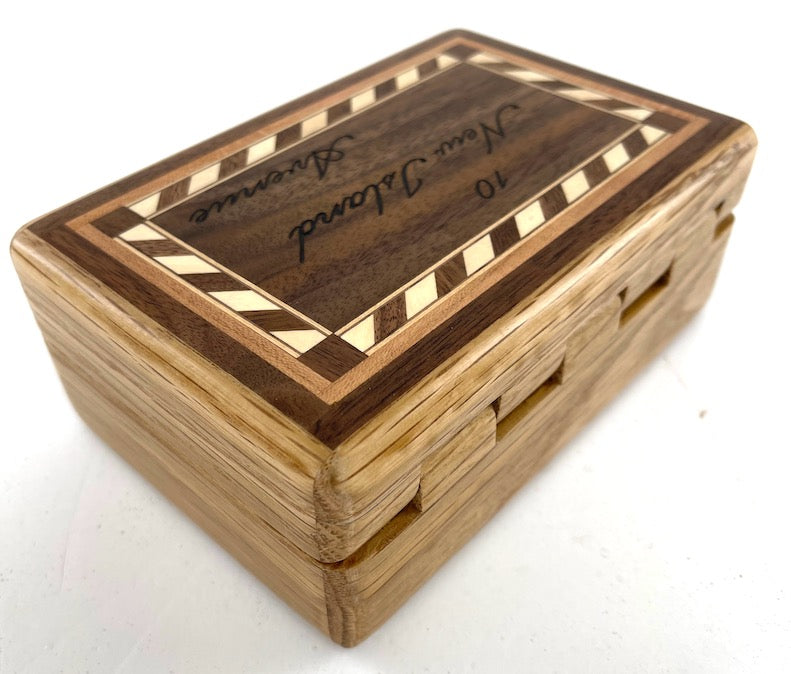 Small Custom wooden box<p><h5><span style="color: #2b00ff;">(Base price shown) - TreeToBox