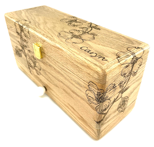 Custom wooden Recipe box<p><h5><span style="color: #2b00ff;">(Base price shown) - TreeToBox