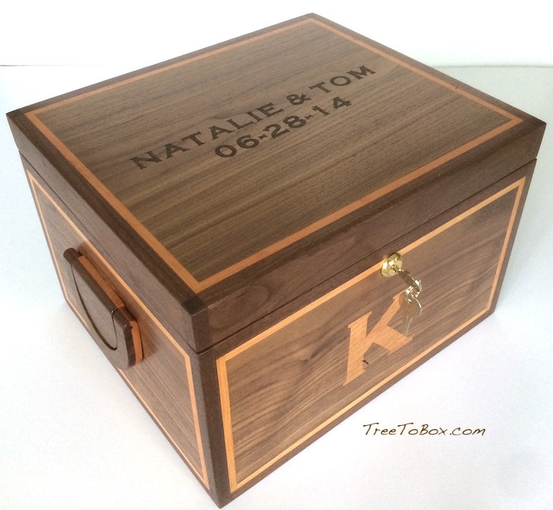 Custom wooden hand made keepsake box - TreeToBox