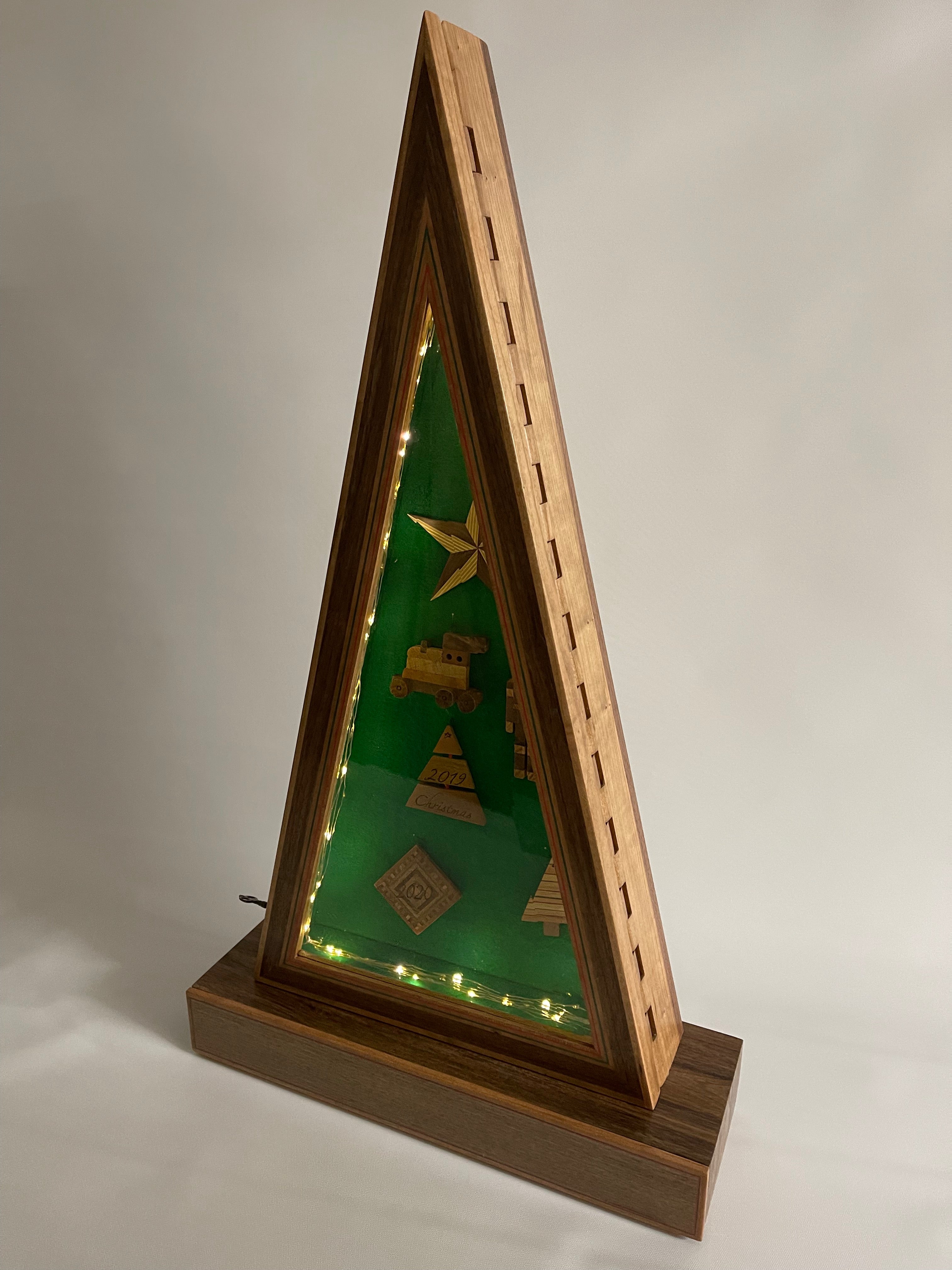 Wooden Triangle Display Cabinet – TreeToBox