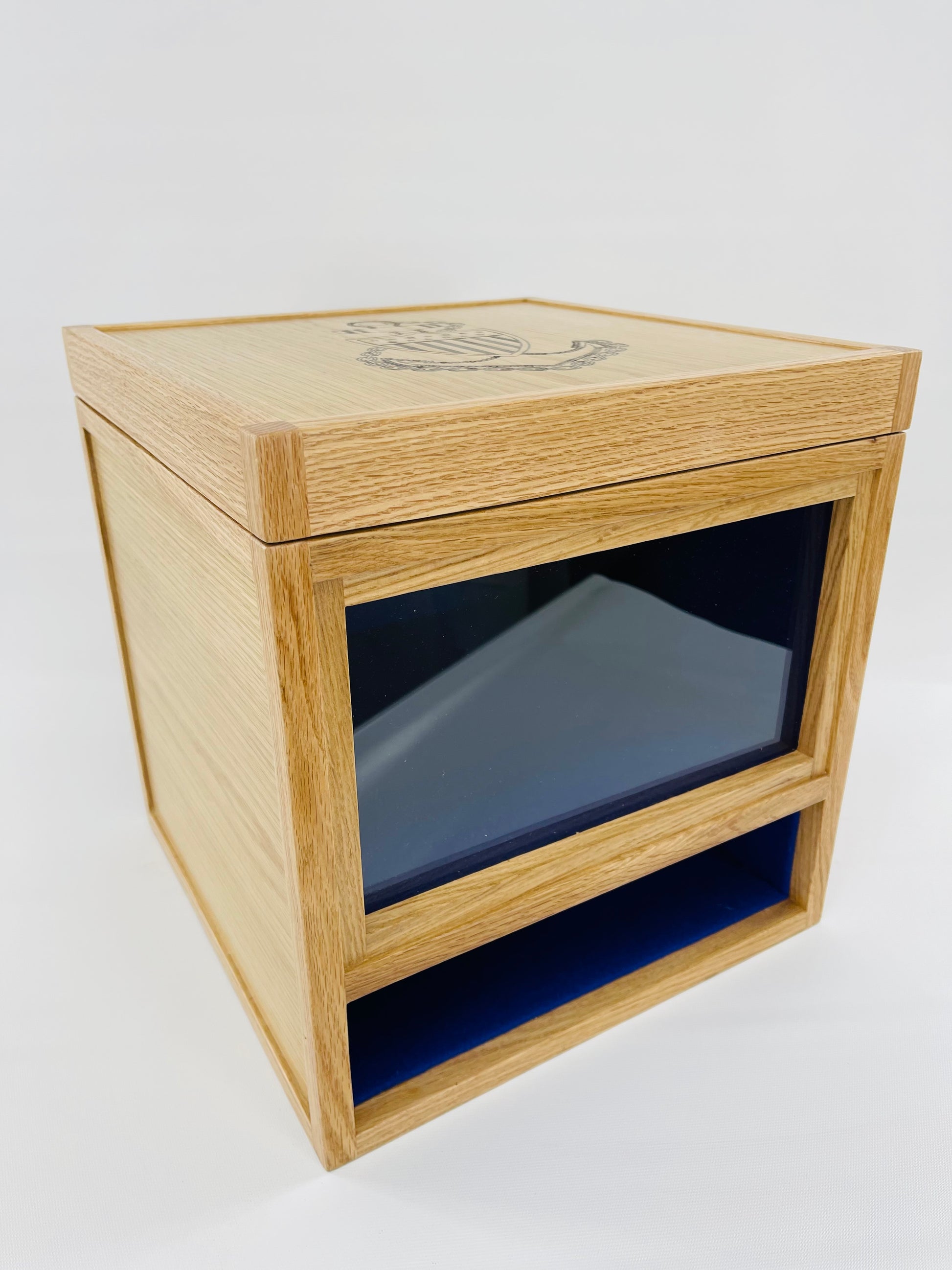 Plans of Hat box with glass front and shelf - TreeToBox